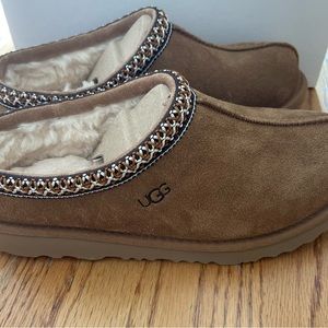 Ugg Tasman BNIB